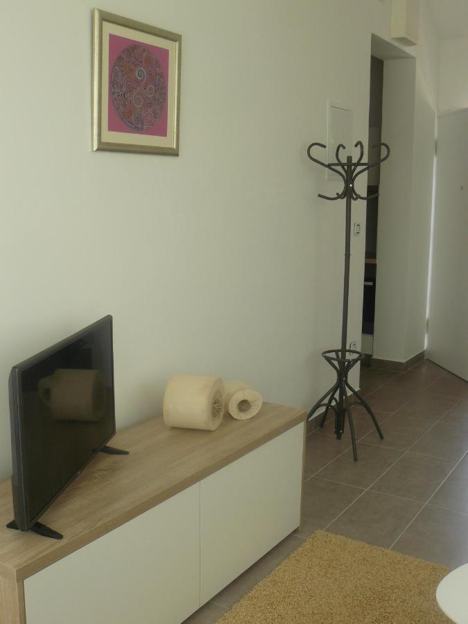 Our Nest Accommodation Privlaka  Exterior foto