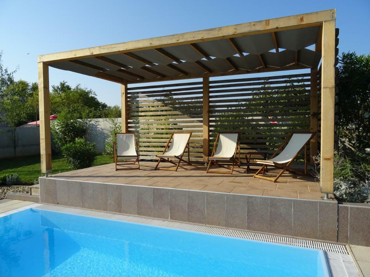 Our Nest Accommodation Privlaka  Exterior foto